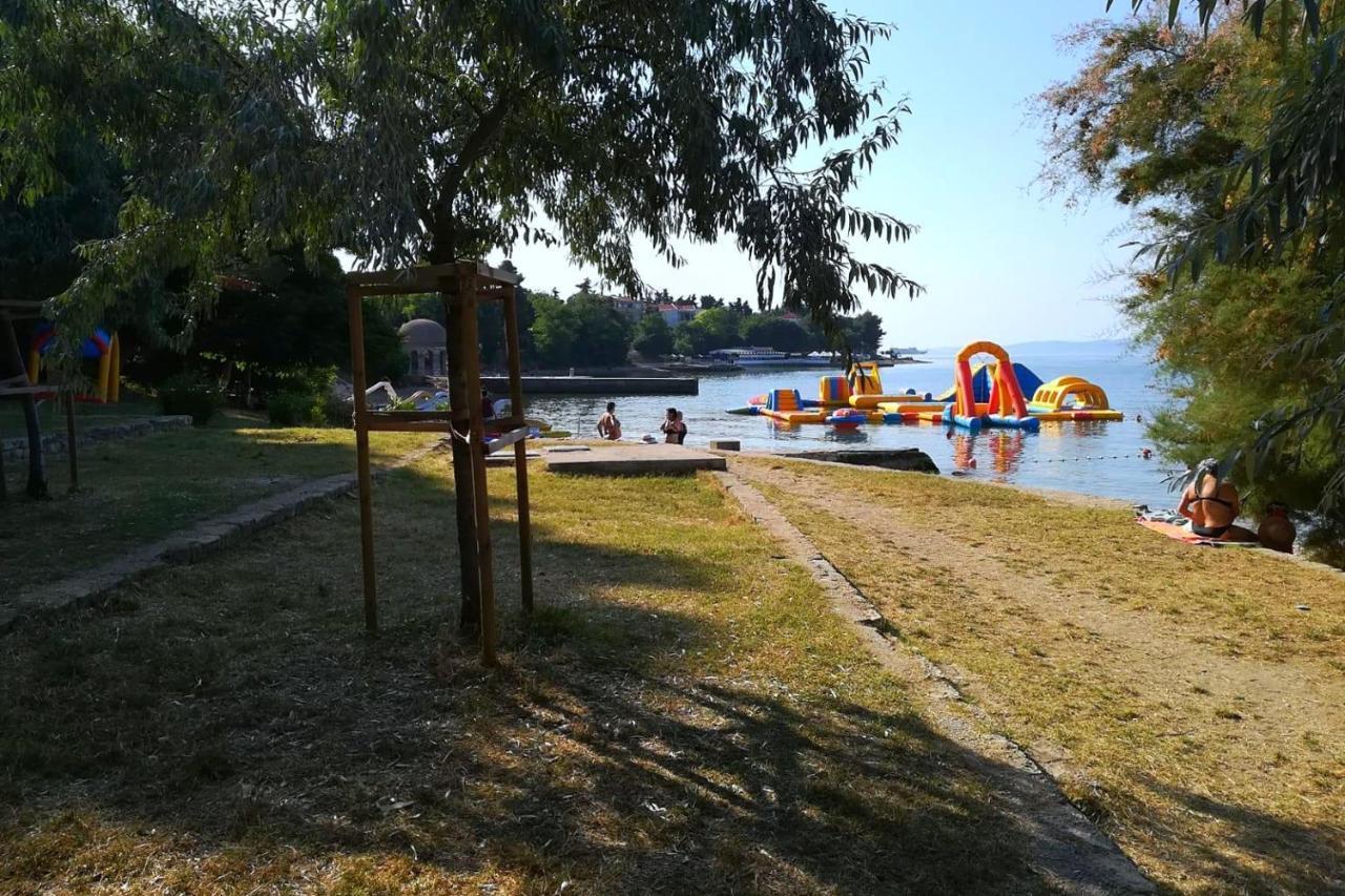 Family Friendly Apartments With A Swimming Pool Zadar - 18098 Esterno foto