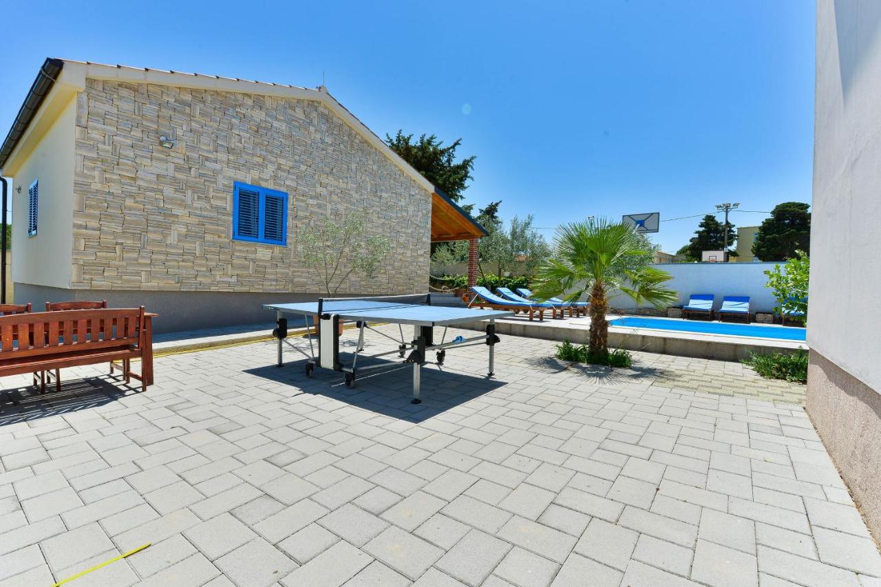 Family Friendly Apartments With A Swimming Pool Zadar - 18098 Esterno foto